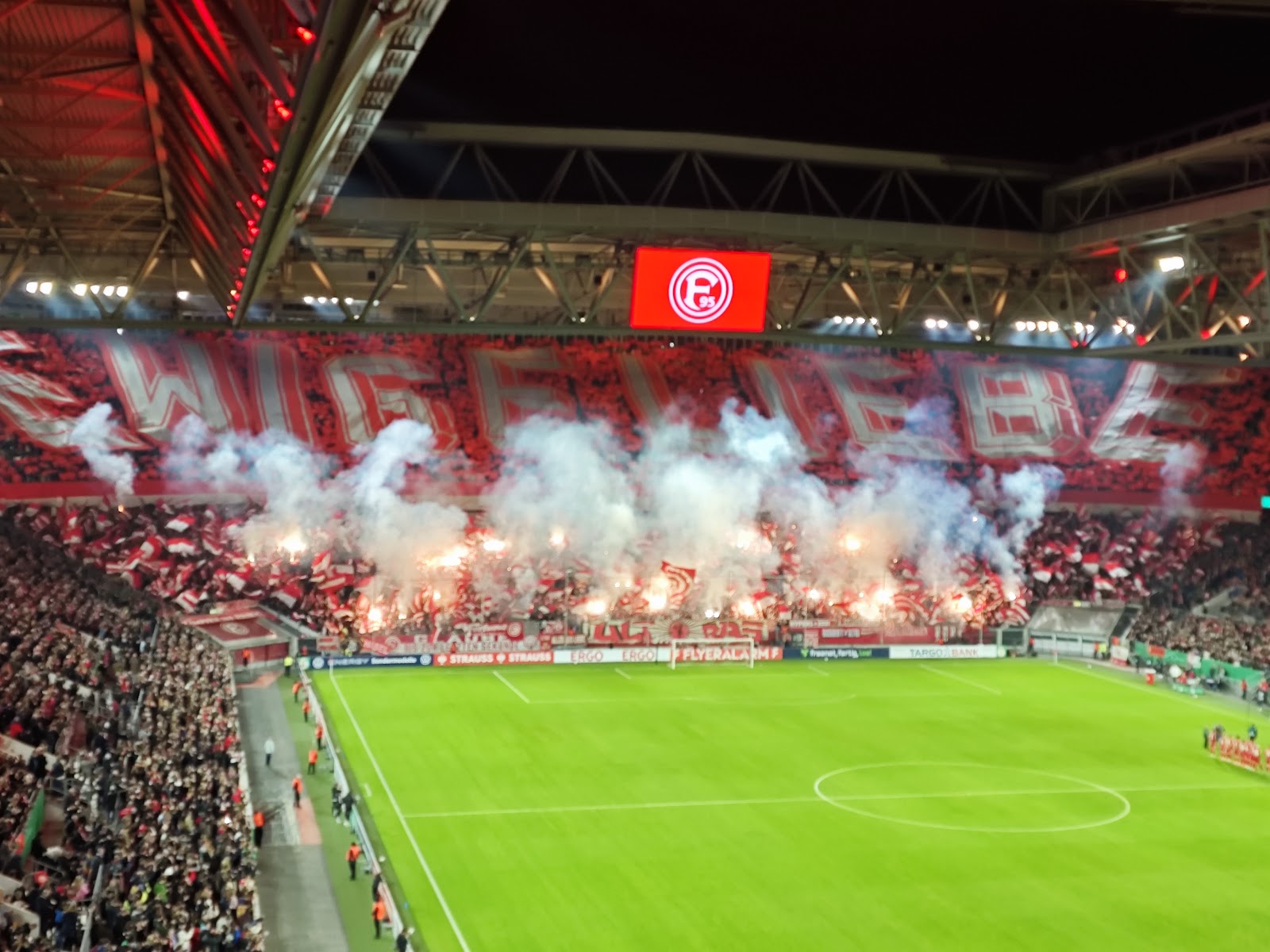 Merkur Spiel-Arena, Duesseldorf 4