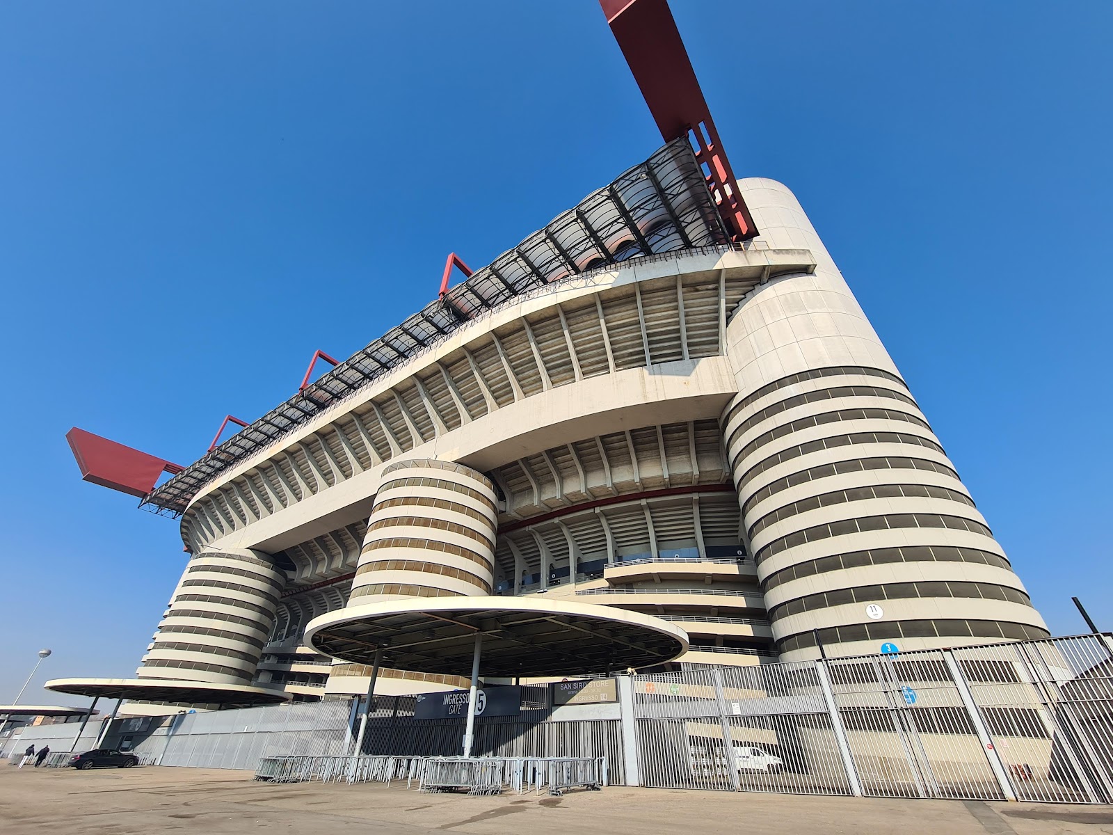 Arena Milano, Milan 5