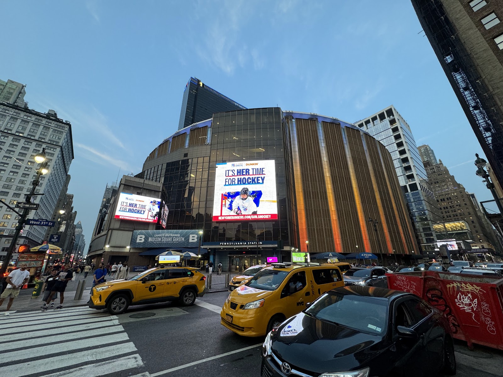 Madison Square Garden, New York City, NY 4
