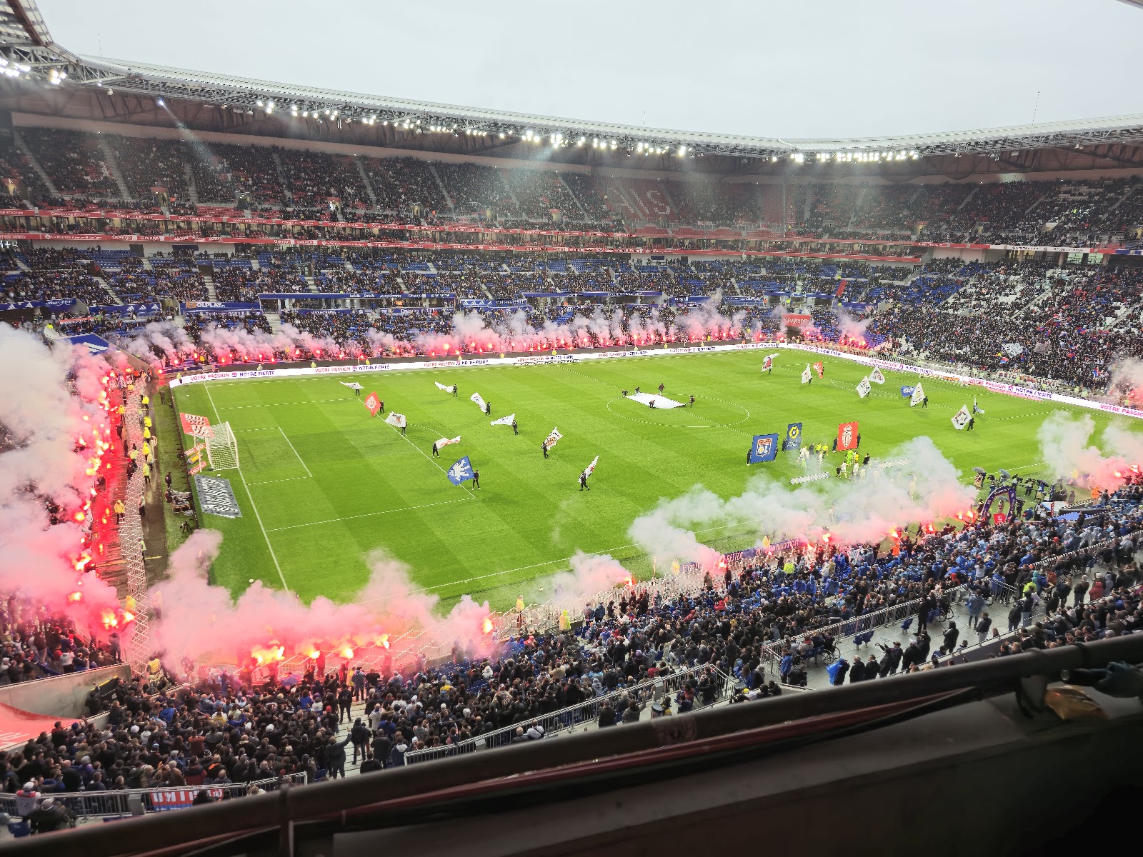 Groupama Stadium, Lyon 6