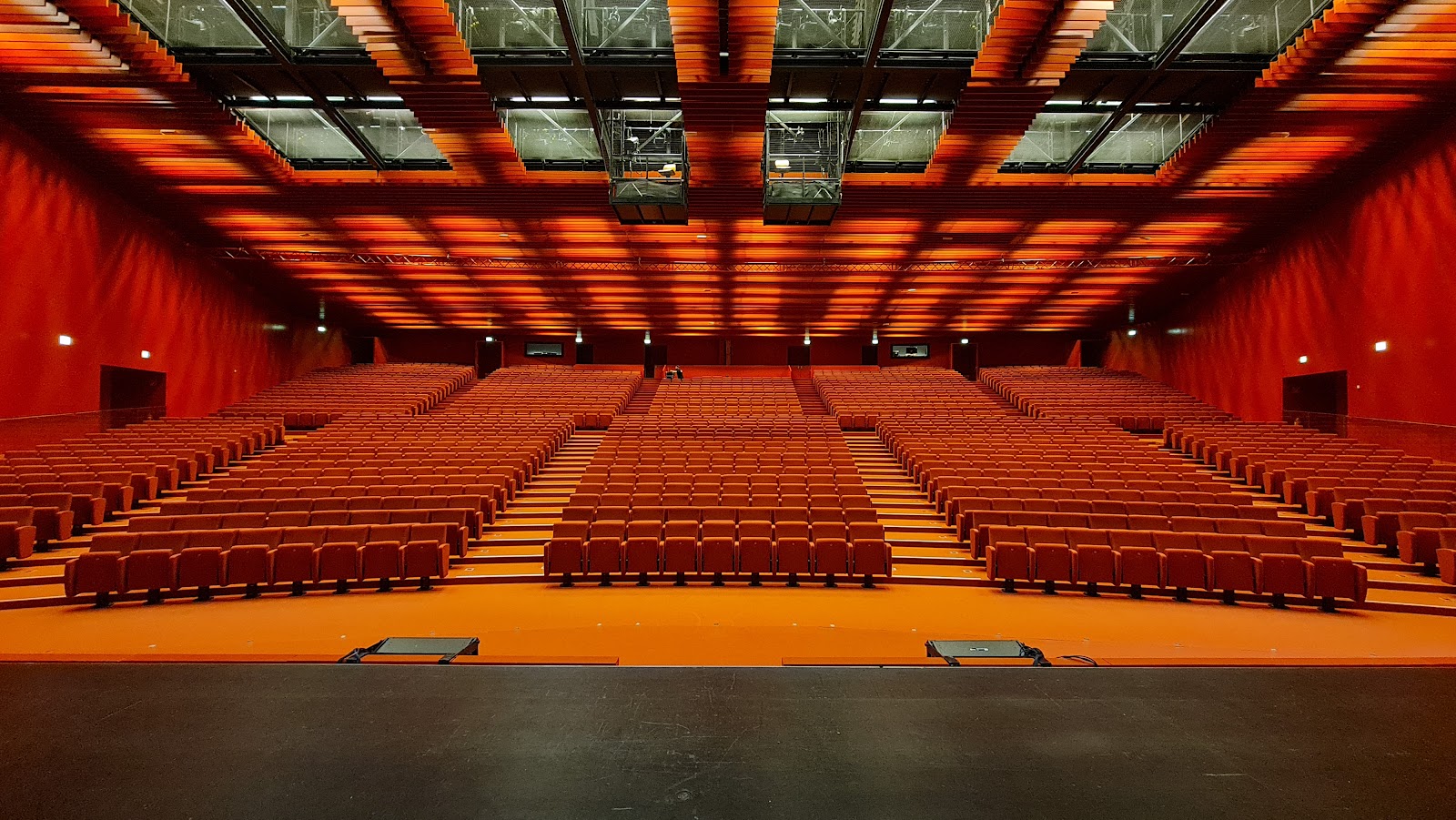 Wiener Stadthalle, Vienna 6