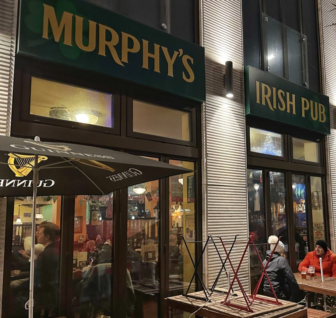 Murphy's Irish Pub at Checkpoint Charlie, Berlin