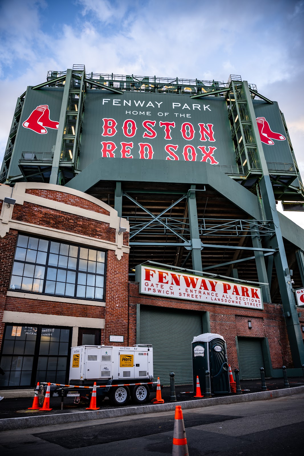 Bleacher Bar, Boston