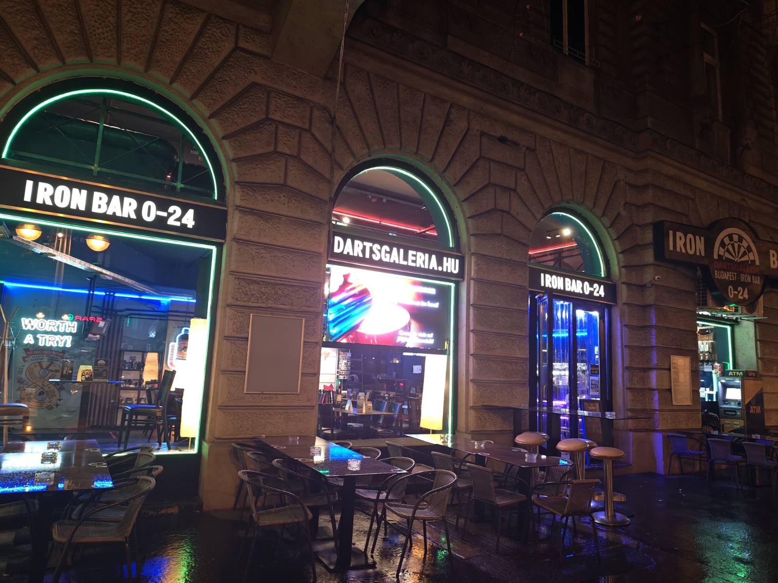 iron bar, Budapest