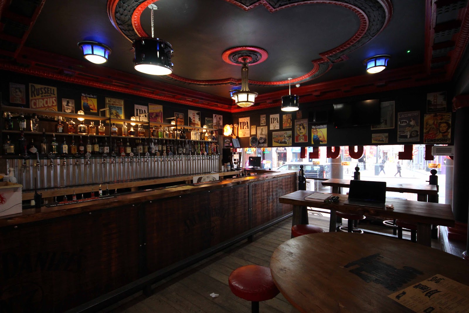 Coyote Ugly Saloon Cardiff, Cardiff