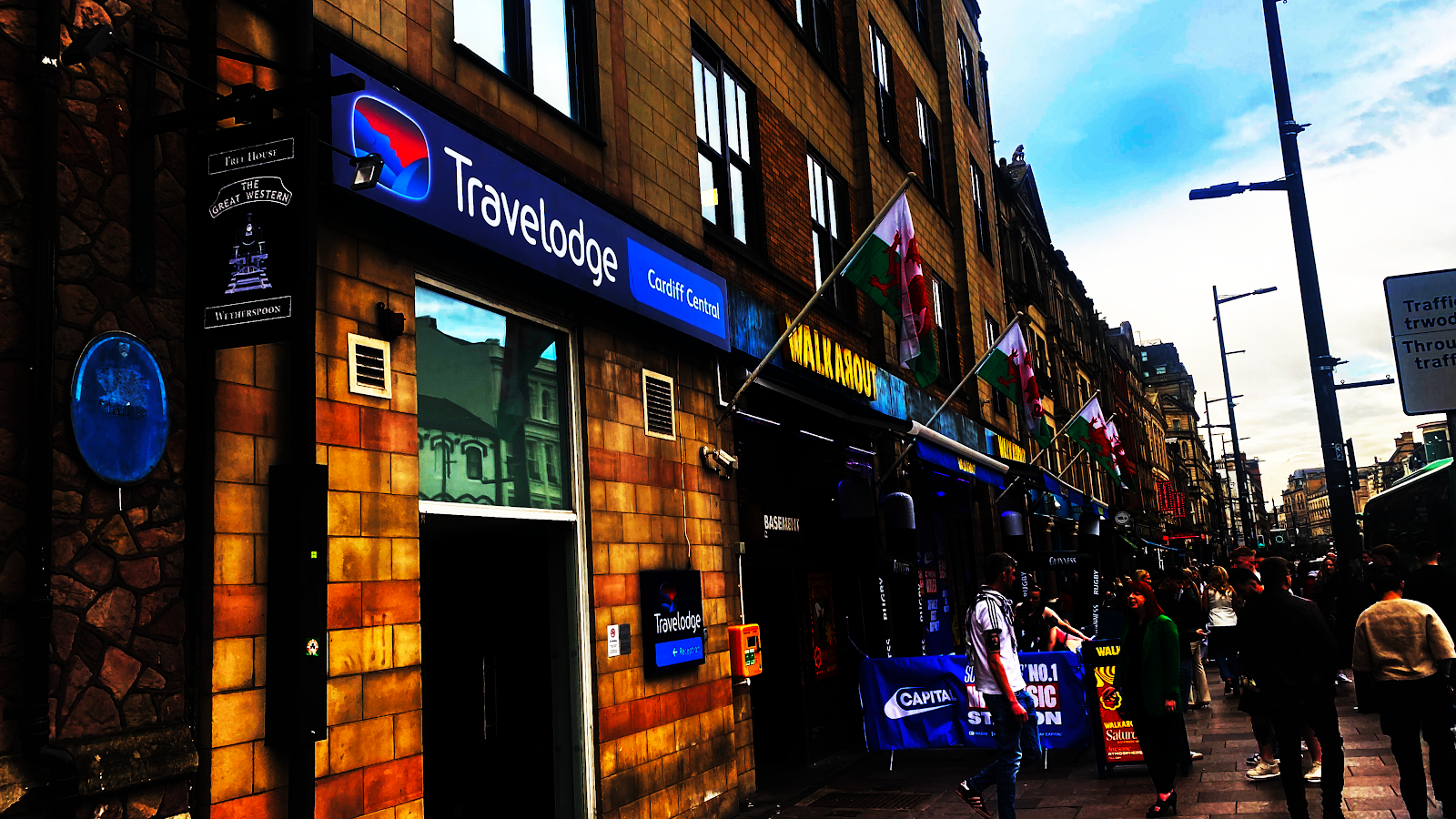 Walkabout - Cardiff, Cardiff
