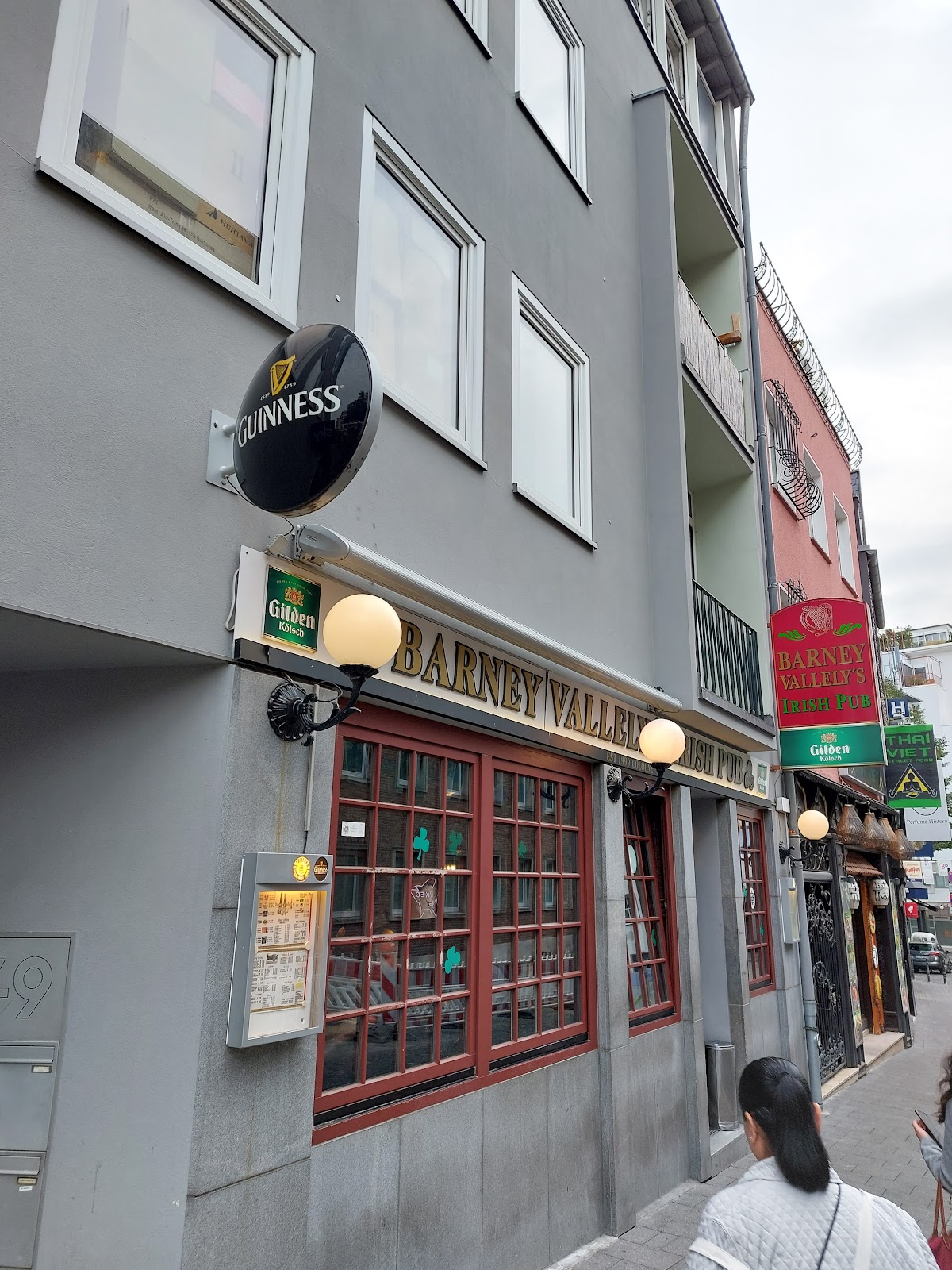 Barney Vallely's, Cologne