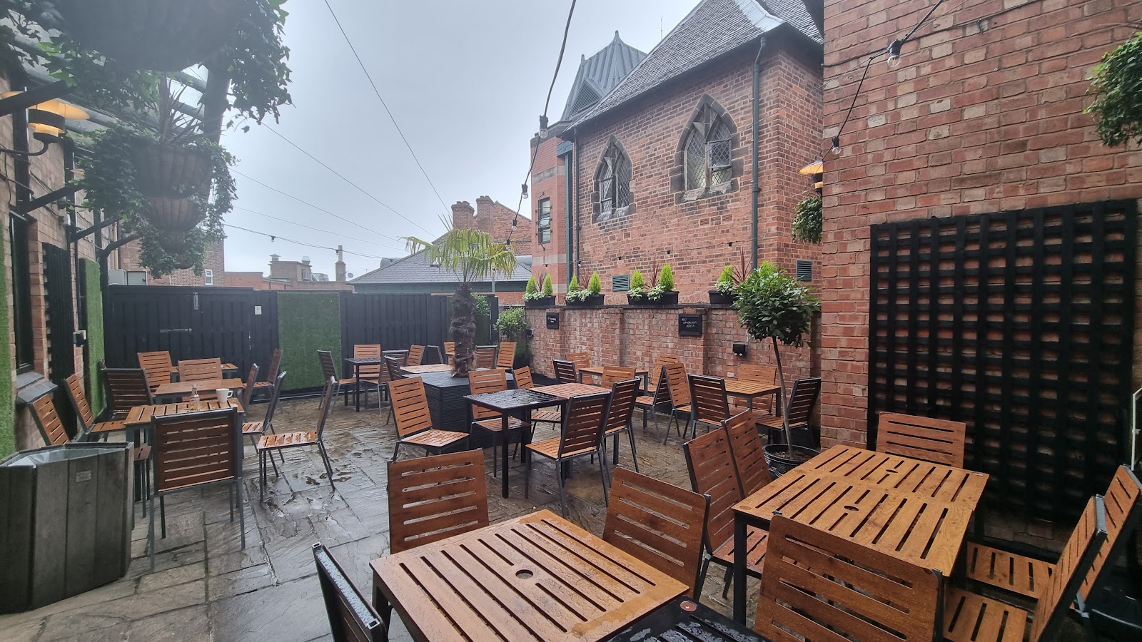 The Flying Standard - JD Wetherspoon, Coventry