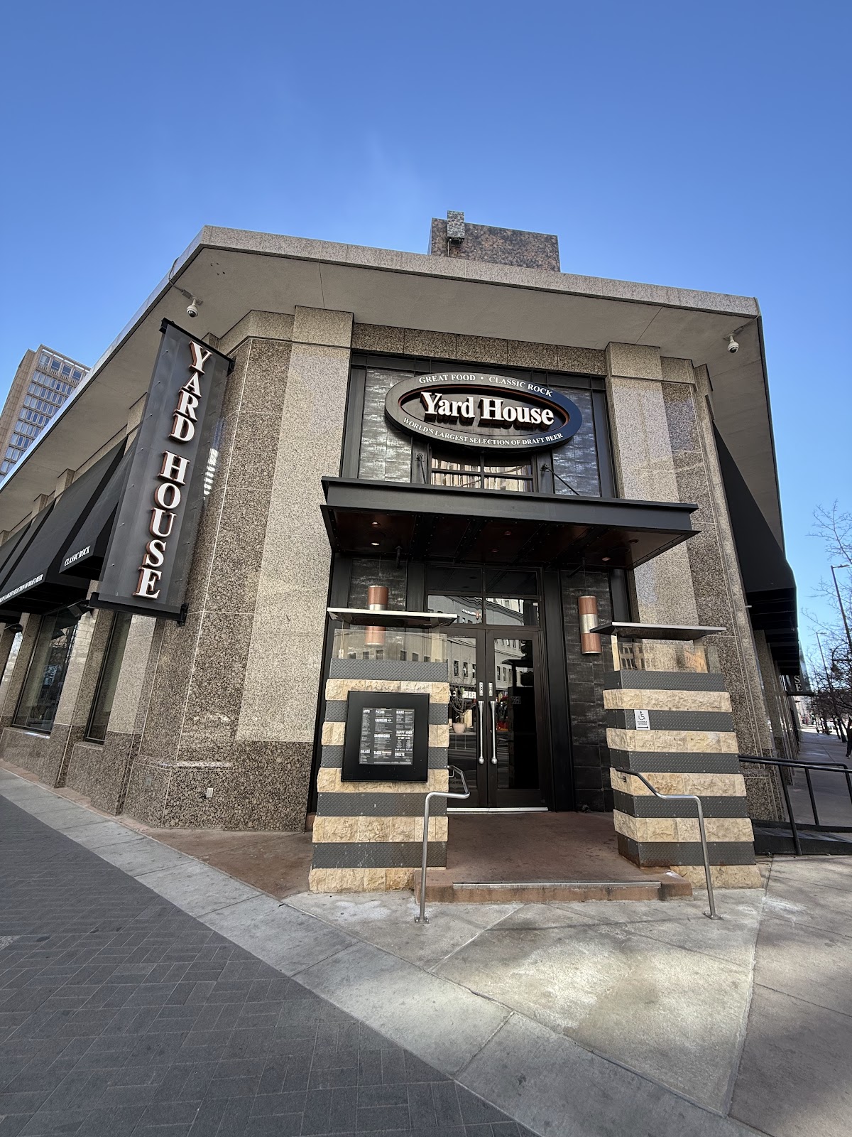 Yard House, Denver