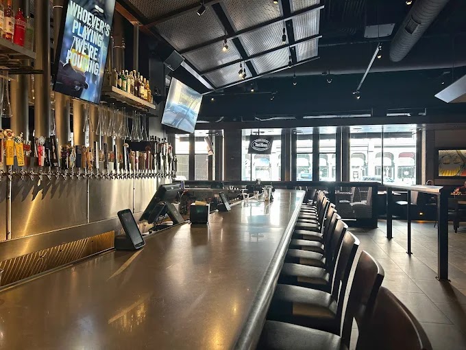 Yard House, Indianapolis