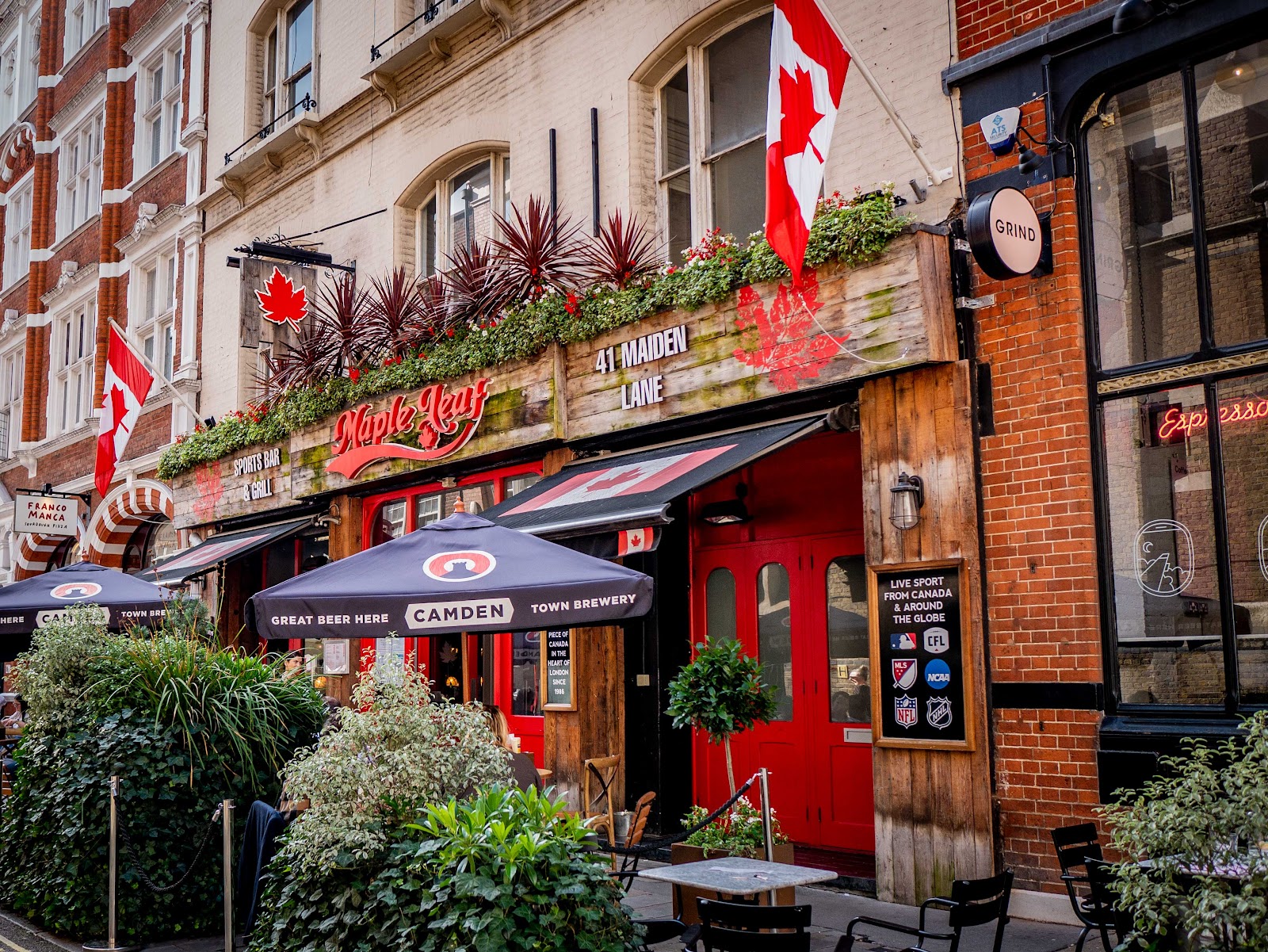 Maple Leaf, London