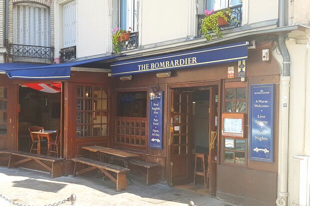 The Bombardier, Paris