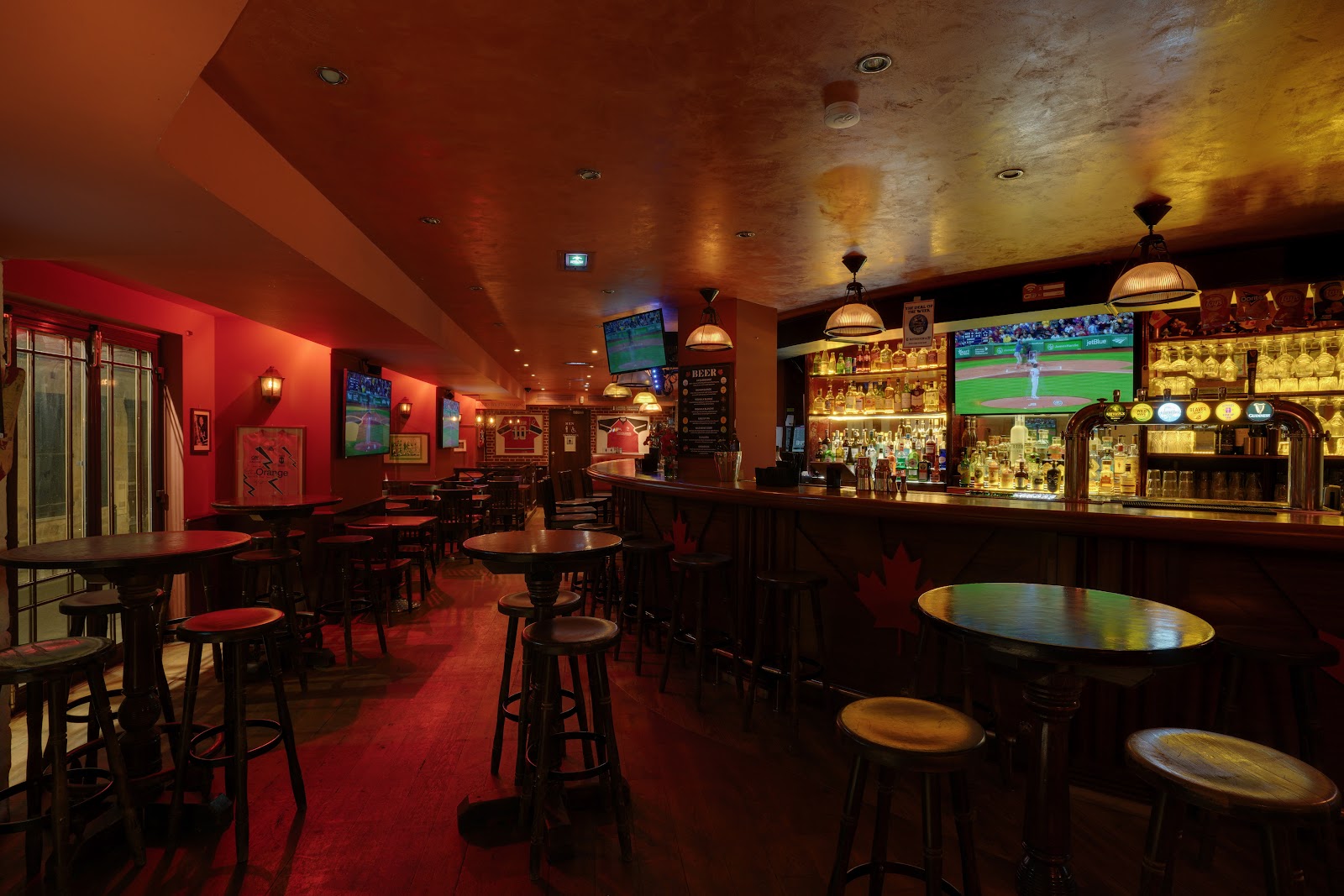 The Great Canadian Pub, Paris