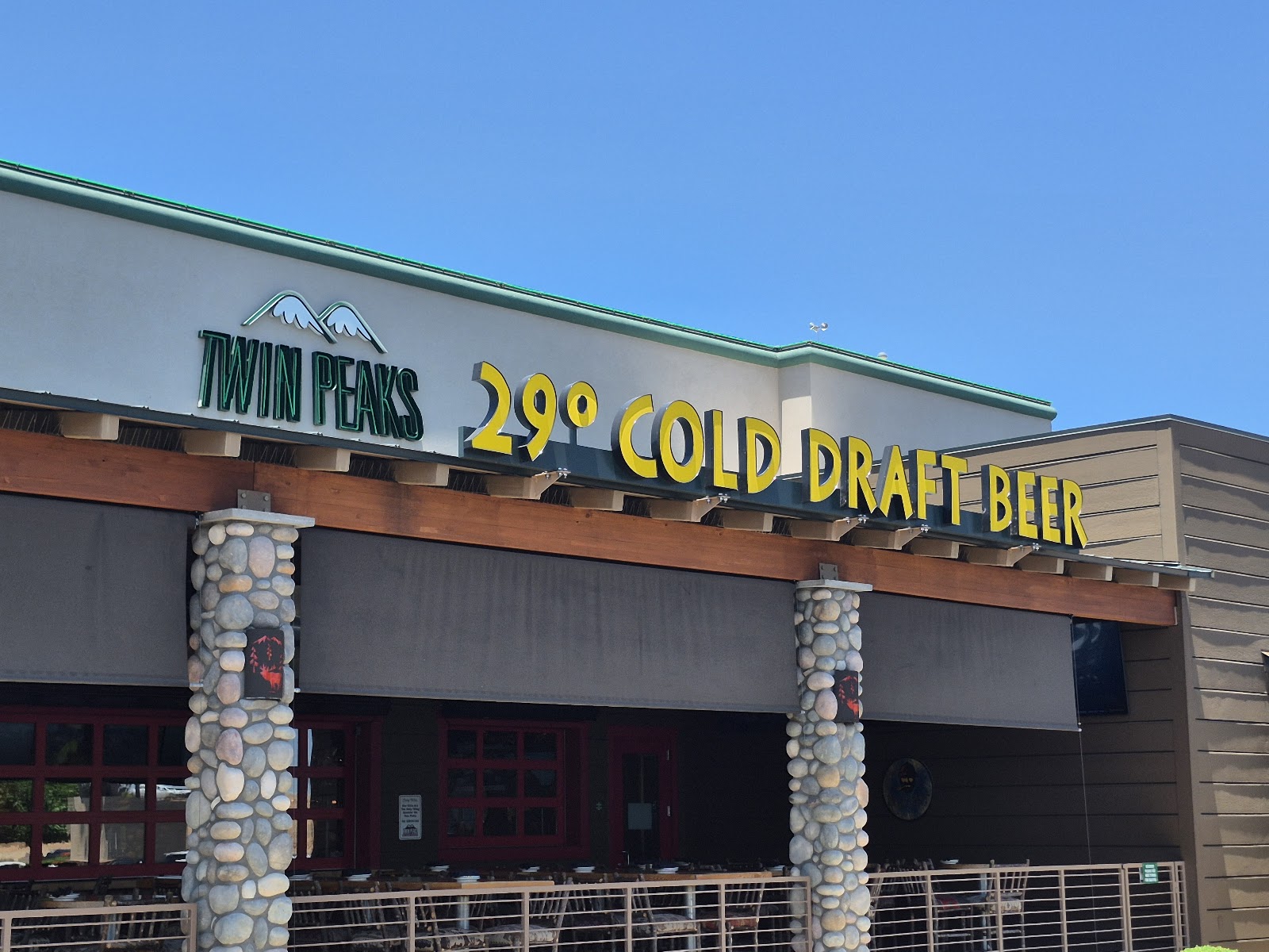 Twin Peaks, Phoenix