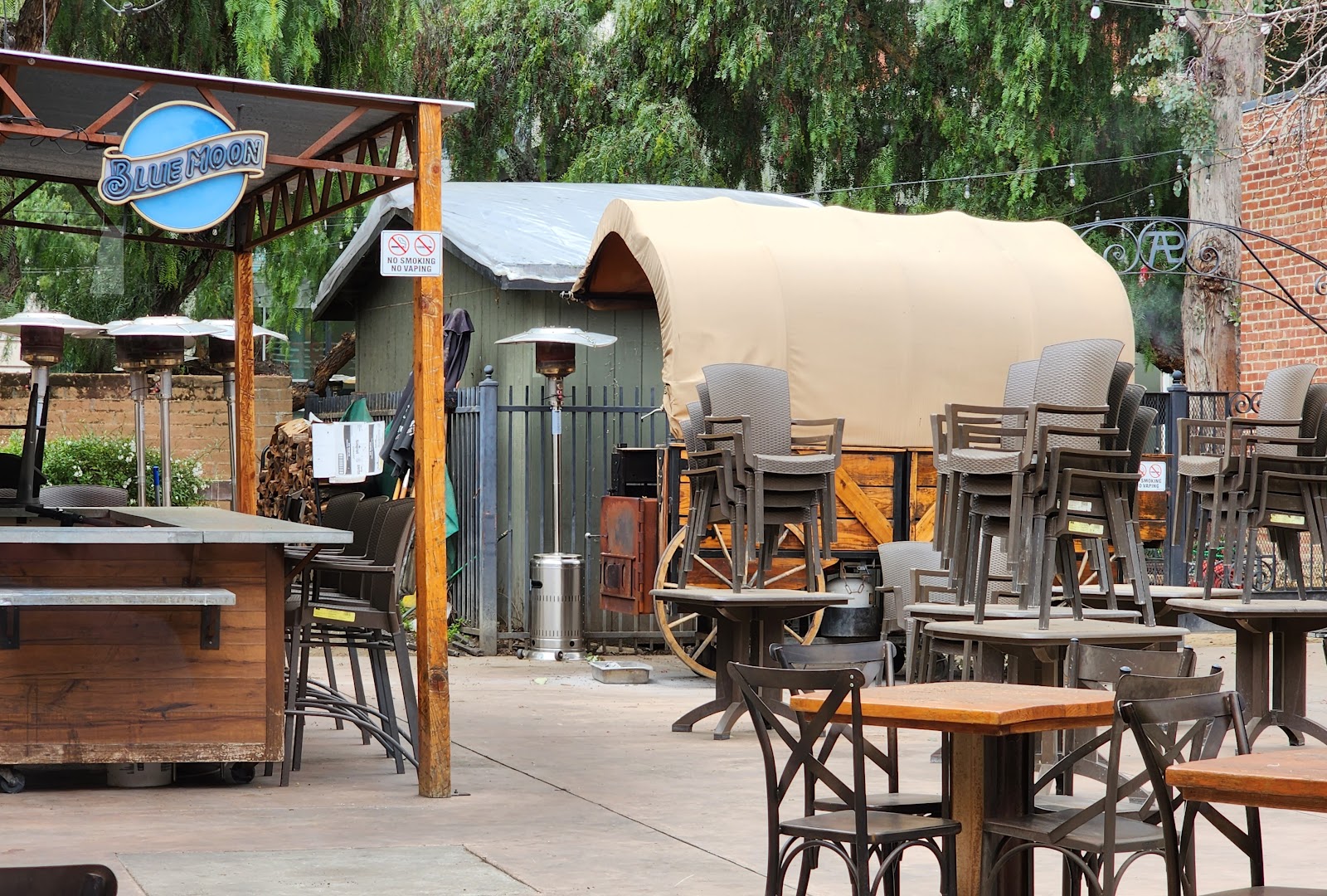 The Old Wagon Saloon & Grill, San Jose