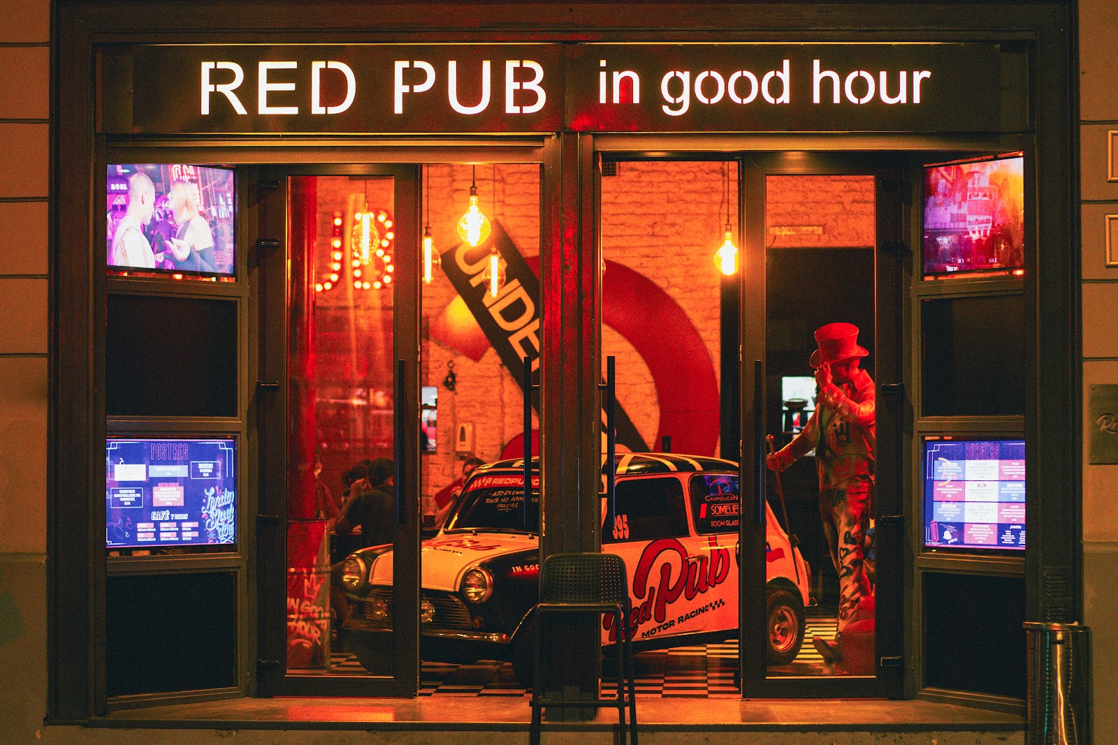 Red Pub, Santiago