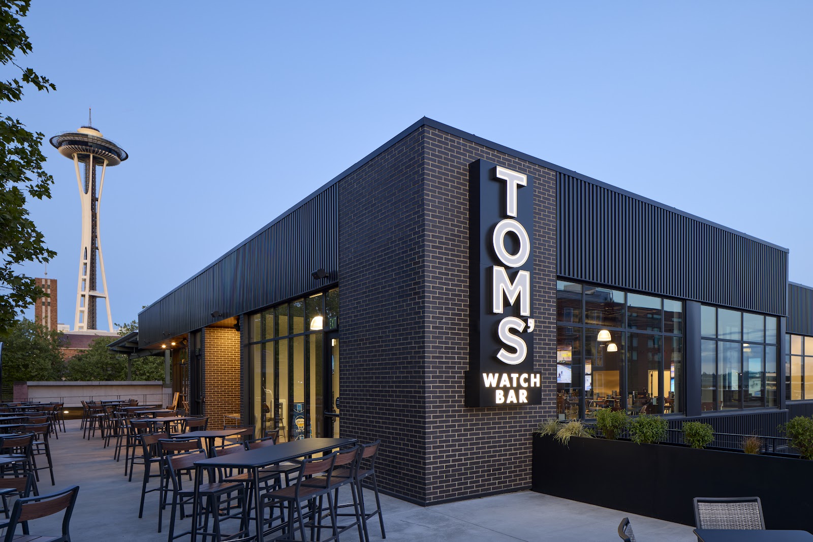 Tom's Watch Bar - Seattle Center, Seattle