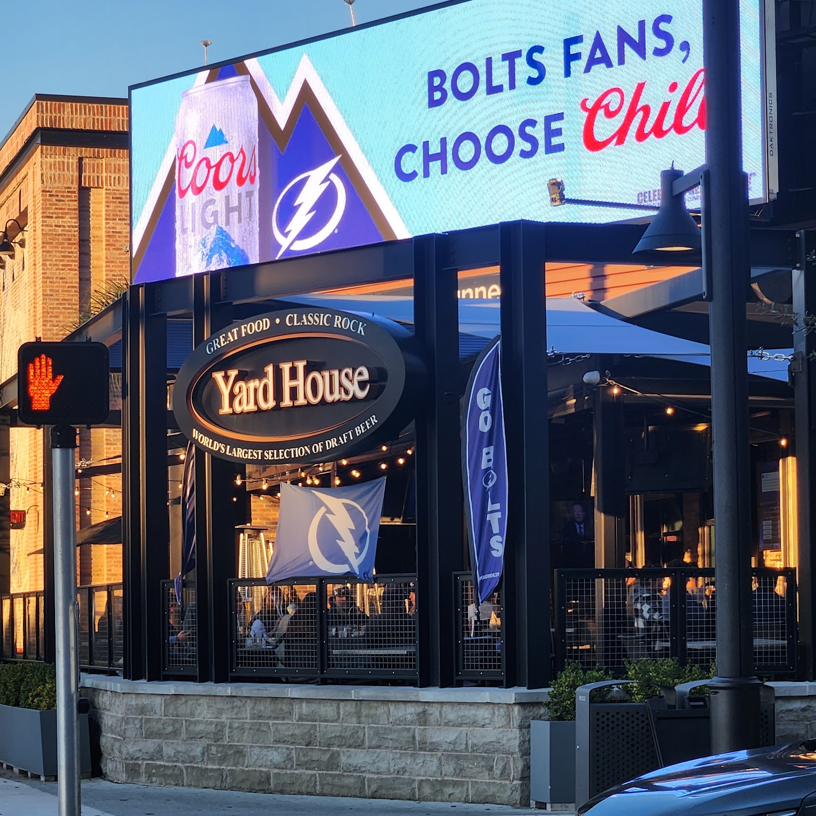 Yard House, Tampa