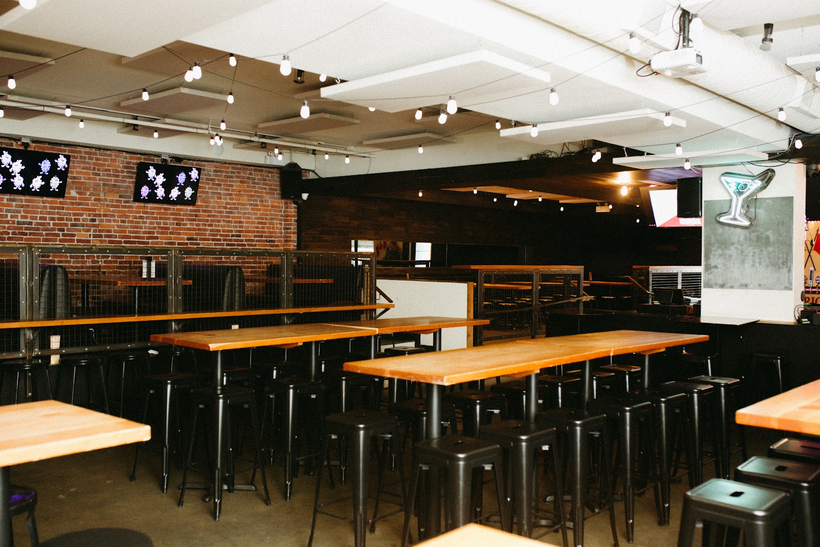 The American, Vancouver