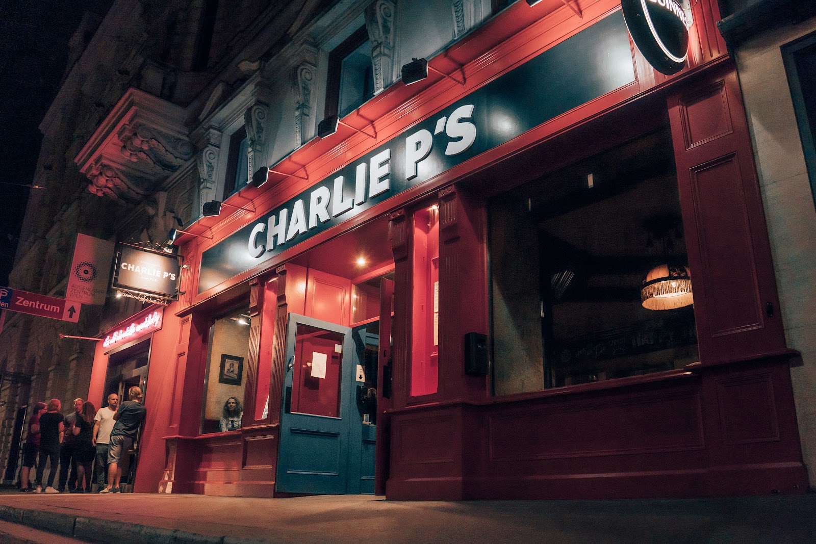 Charlie P's, Vienna