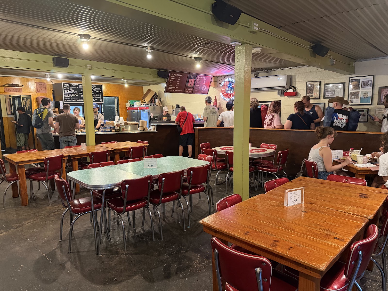 Franklin Barbecue — photo 2