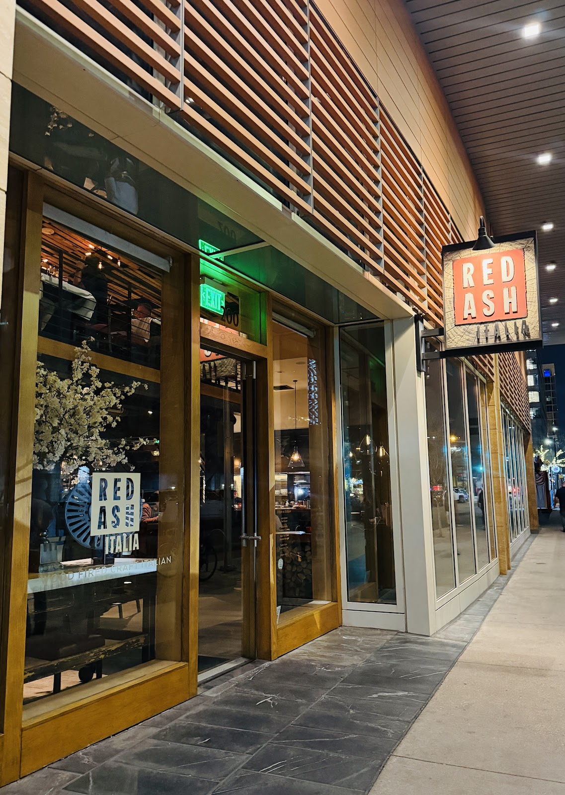 Red Ash — photo 1