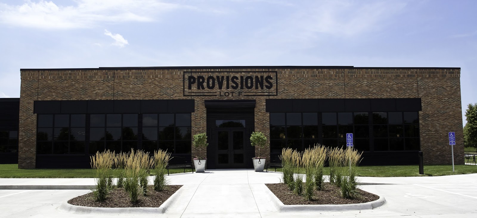 Provisions Lot F — photo 1