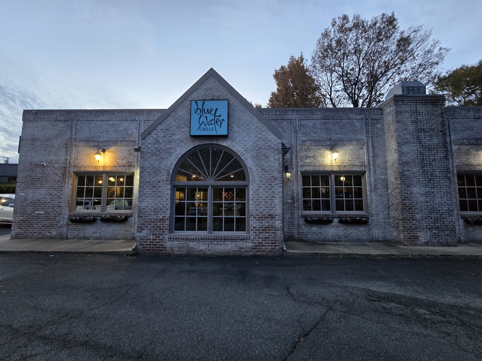 Blue Water Grille — photo 3