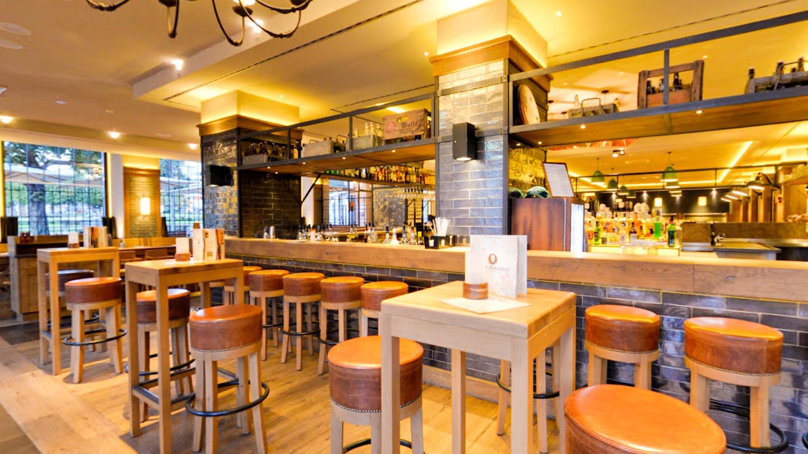 Carls Brauhaus — photo 1