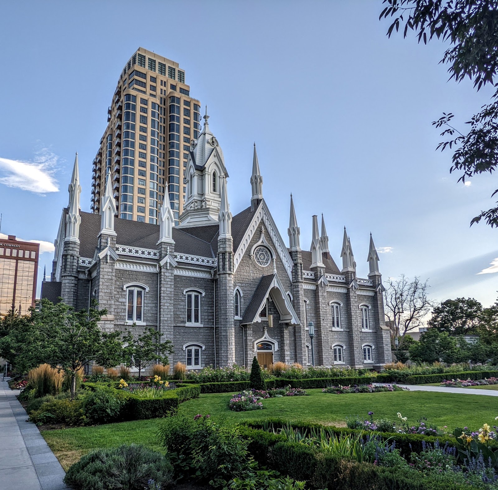 KubeCon + CloudNativeCon North America — Salt Palace Convention Center — photo 5